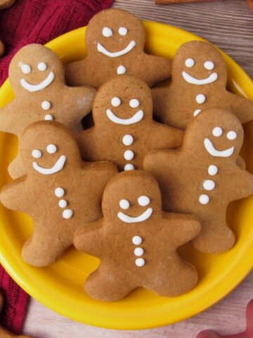 Vegan Gingerbread Cookies recipe by Joyful Balance.